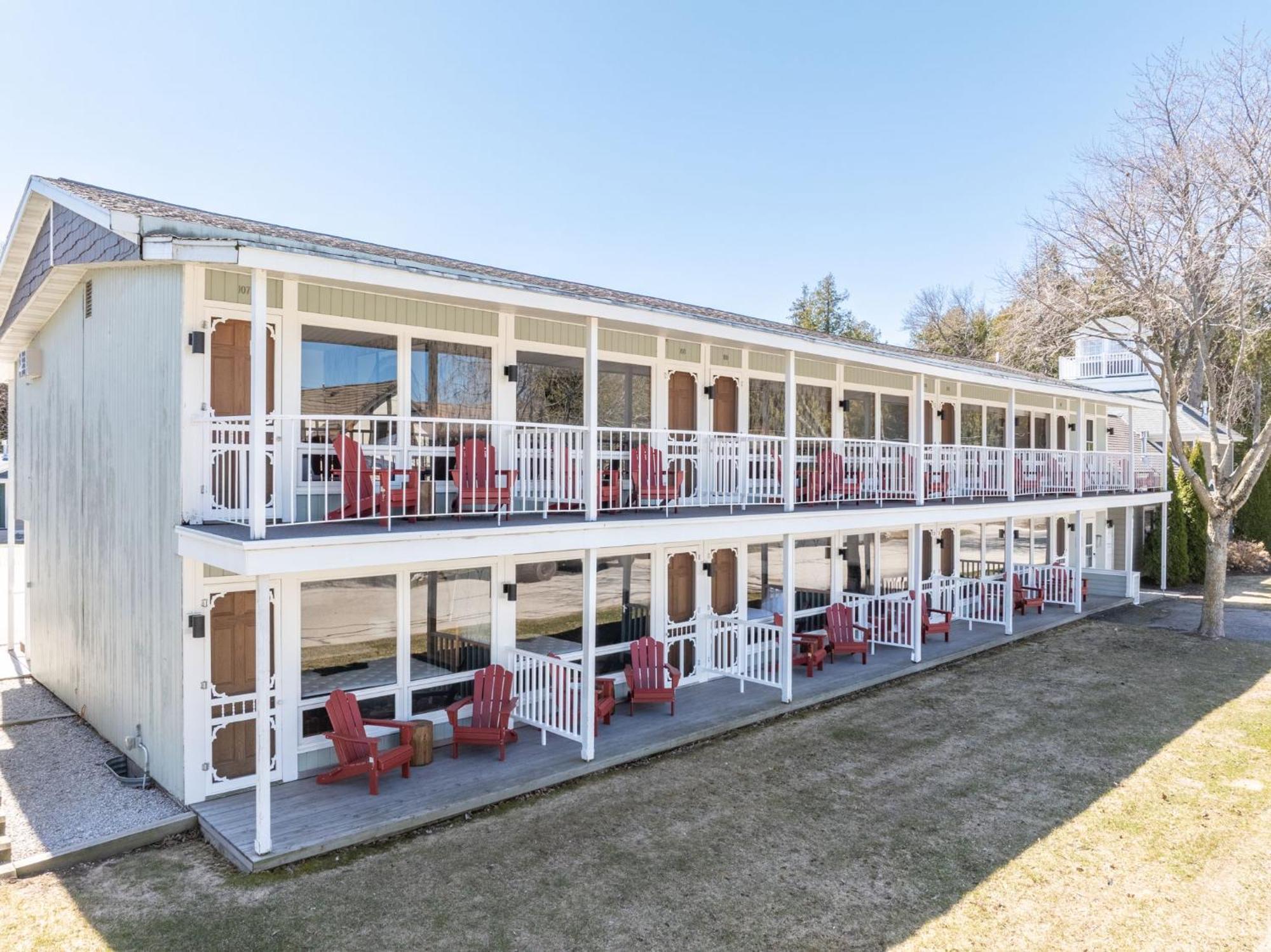 Spruce & Shore Motel Fish Creek Luaran gambar